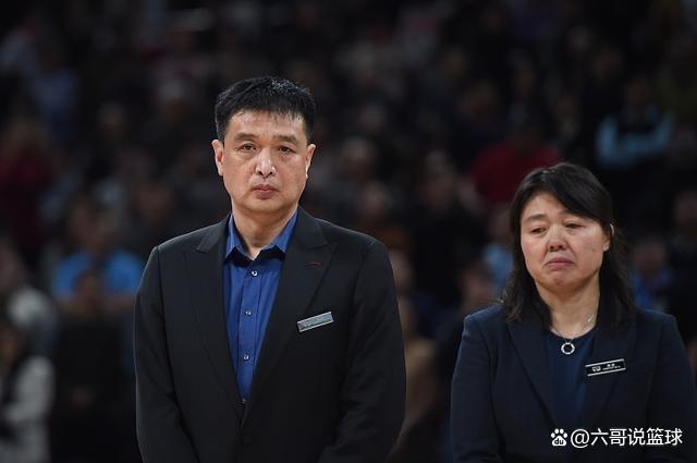 包含北控闵鹿蕾因个人原因辞职聘请张庆鹏担任主教练的词条